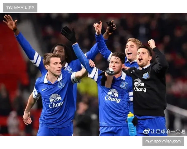 埃弗顿对阵伯恩利 两队展现传统英式足球风格